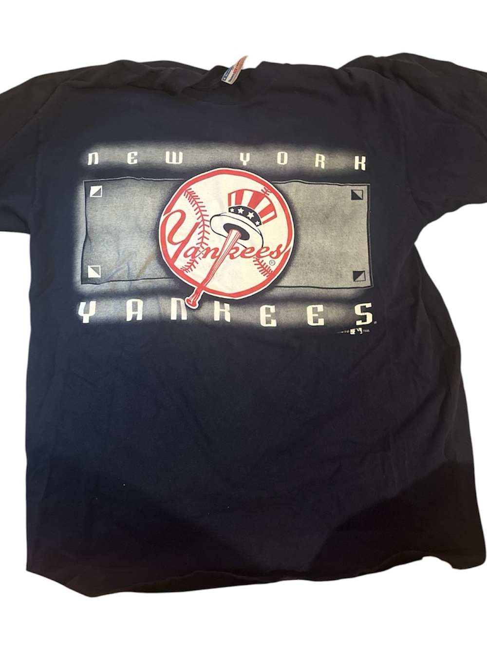 Vintage New York  Yankees Navy Graphic Tee